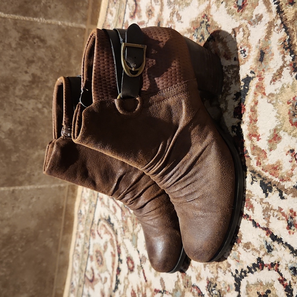 Baretraps Brown Booties - Size 9